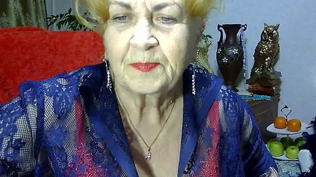 Emma52610 online show from 02/07/25, 05:51