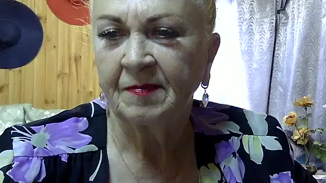 Emma52610 online show from 09/25/25, 07:01