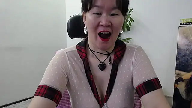 Akira xx online show from 10/30/25, 02:02