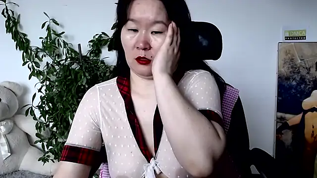 Snapshot of Akira_xx chatting on 05/24/26, 02:38 Akira xx online show from 05/24/26, 02:38