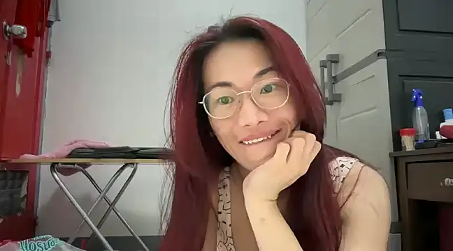 Snapshot of Jakolera2020 chatting on 12/29/24, 05:31 Jakolera2020 online show from 12/29/24, 05:31