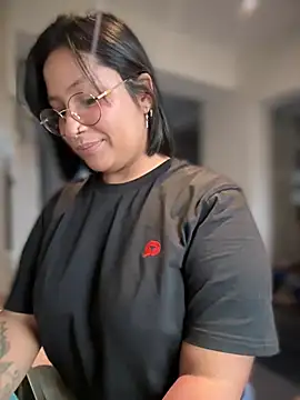 DannaaMeliza online show from 12/13/24, 11:45