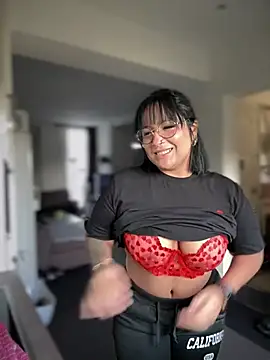 DannaaMeliza online show from 12/20/24, 10:16