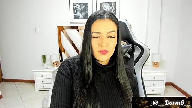 Lia Simons online show from 03/05/25, 02:14