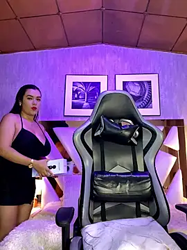 Lia Simons online show from 09/17/25, 03:19