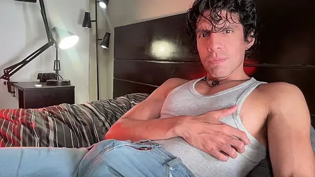 Snapshot of beranco19 chatting on 02/27/26, 05:18 beranco19 online show from 02/27/26, 05:18