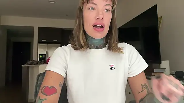 airgeadx online show from 11/08/25, 03:01