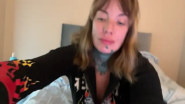 airgeadx online show from 11/17/25, 07:41