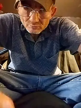 ROBERT0516 online show from 11/05/25, 01:38