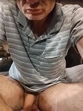 ROBERT0516 online show from 06/01/26, 11:23