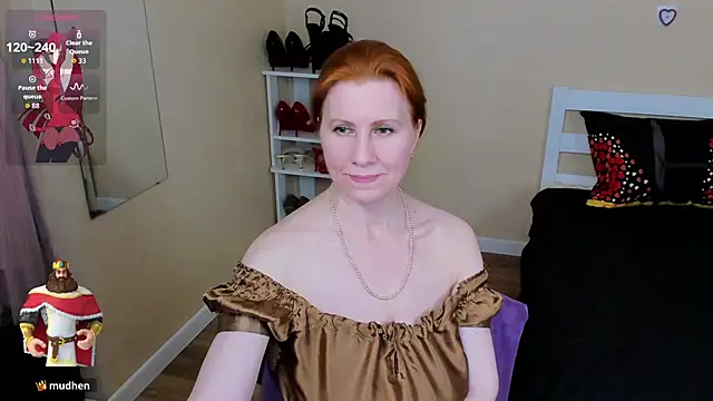 Snapshot of FoxySophia chatting on 04/06/26, 12:41 FoxySophia online show from 04/06/26, 12:41