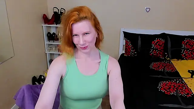 Snapshot of FoxySophia chatting on 04/23/26, 07:30 FoxySophia online show from 04/23/26, 07:30