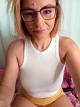 Aniria online show from 09/16/25, 05:41