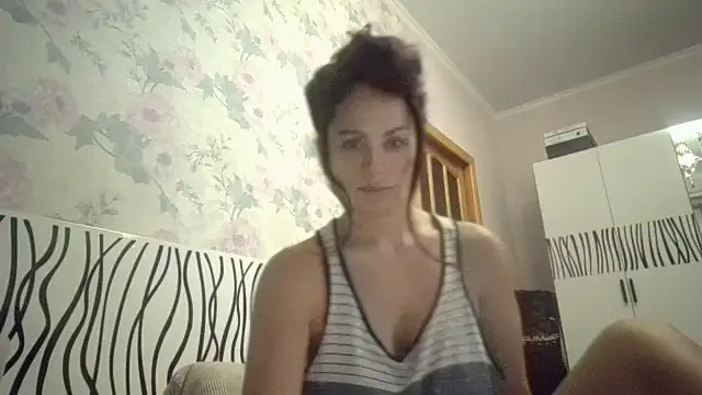 LindaStarS online show from 11/16/25, 06:13