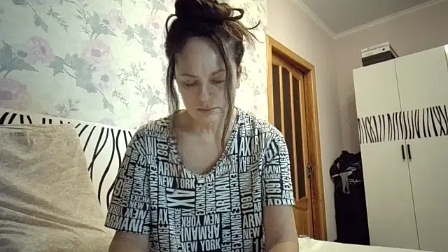 LindaStarS online show from 01/08/26, 06:32