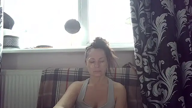 LindaStarS online show from 02/20/26, 05:48