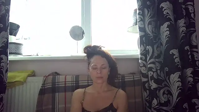 LindaStarS online show from 02/25/26, 05:50