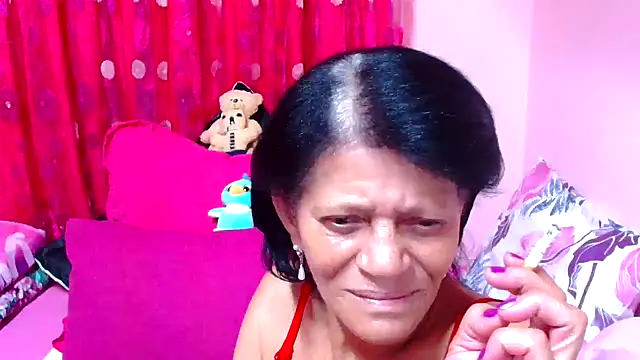 SLUTTYROXY online show from 10/06/25, 07:33