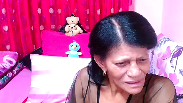 SLUTTYROXY online show from 11/05/25, 06:41