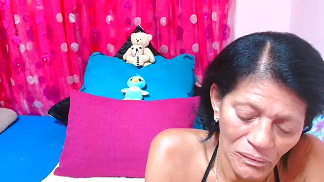 SLUTTYROXY online show from 02/13/26, 07:48