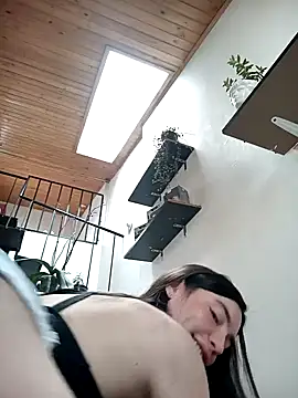 loveuu-bae online show from 01/11/25, 08:10