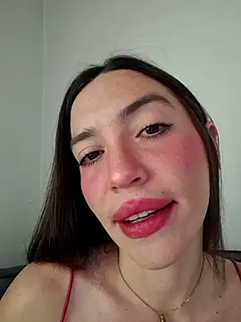 loveuu-bae online show from 10/14/25, 09:37