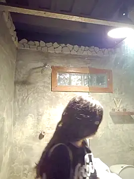 loveuu-bae online show from 10/25/25, 11:10