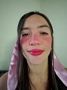 loveuu-bae online show from 10/31/25, 10:00