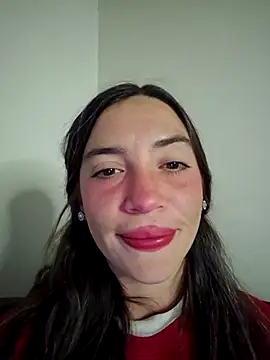 loveuu-bae online show from 11/28/25, 10:34