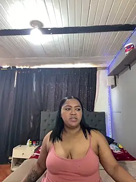 yanza2002 online show from 03/01/26, 07:49