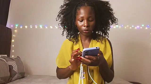 Snapshot of SoftRosee chatting on 02/28/26, 04:30 SoftRosee online show from 02/28/26, 04:30