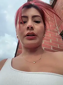 LINDA PATTY94 online show from 02/06/25, 09:06