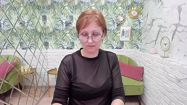 Snapshot of Paris_Cherry chatting on 03/20/25, 02:19 Paris Cherry online show from 03/20/25, 02:19