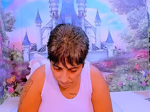 Snapshot of indianroxy chatting on 03/10/25, 04:28 indianroxy online show from 03/10/25, 04:28