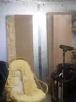 Snapshot of IronedTitan chatting on 12/10/24, 05:33 IronedTitan online show from 12/10/24, 05:33