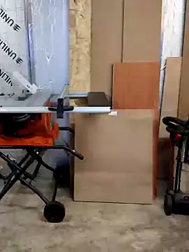 Snapshot of IronedTitan chatting on 12/15/24, 03:56 IronedTitan online show from 12/15/24, 03:56