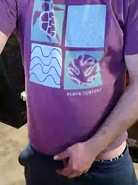 Snapshot of IronedTitan chatting on 12/22/24, 09:00 IronedTitan online show from 12/22/24, 09:00