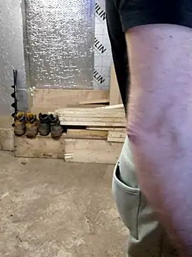 Snapshot of IronedTitan chatting on 03/04/25, 03:00 IronedTitan online show from 03/04/25, 03:00