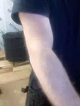 Snapshot of IronedTitan chatting on 03/19/25, 01:29 IronedTitan online show from 03/19/25, 01:29