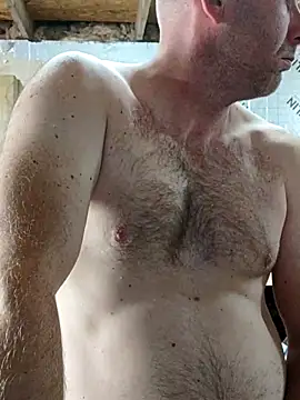 Snapshot of IronedTitan chatting on 09/13/25, 12:32 IronedTitan online show from 09/13/25, 12:32