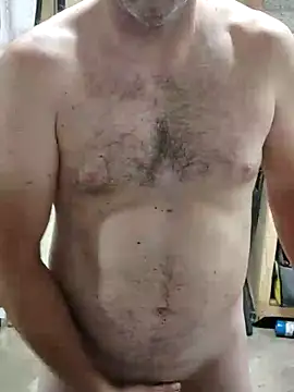 Snapshot of IronedTitan chatting on 09/23/25, 12:35 IronedTitan online show from 09/23/25, 12:35