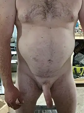 Snapshot of IronedTitan chatting on 10/12/25, 01:26 IronedTitan online show from 10/12/25, 01:26