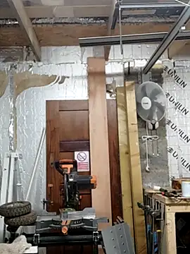 Snapshot of IronedTitan chatting on 10/15/25, 02:01 IronedTitan online show from 10/15/25, 02:01