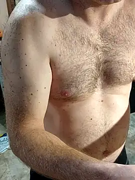 Snapshot of IronedTitan chatting on 10/21/25, 04:30 IronedTitan online show from 10/21/25, 04:30