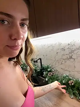 MariiD online show from 12/18/24, 03:44