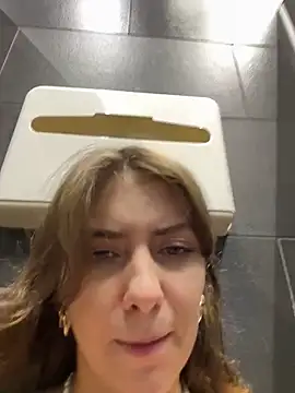 MariiD online show from 12/28/24, 10:14