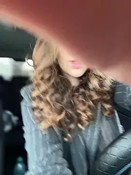 MariiD online show from 10/19/25, 06:03