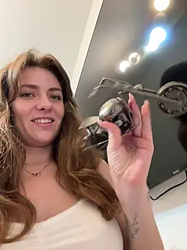 MariiD online show from 12/01/25, 11:48