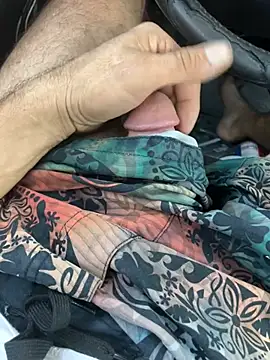 mikeylong online show from 12/31/24, 04:25