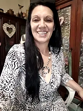 Snapshot of Melmamalhuda@xh chatting on 04/27/26, 01:31 Melmamalhudaxh online show from 04/27/26, 01:31